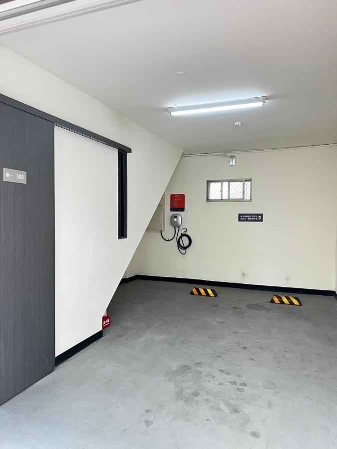 Foxdou Business Motel Tainan Exterior photo
