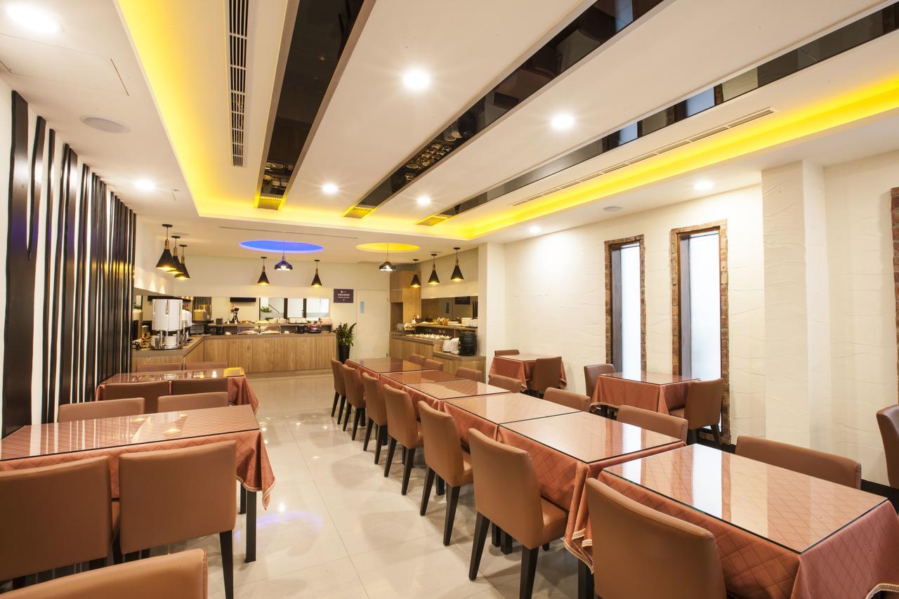 Foxdou Business Motel Tainan Exterior photo