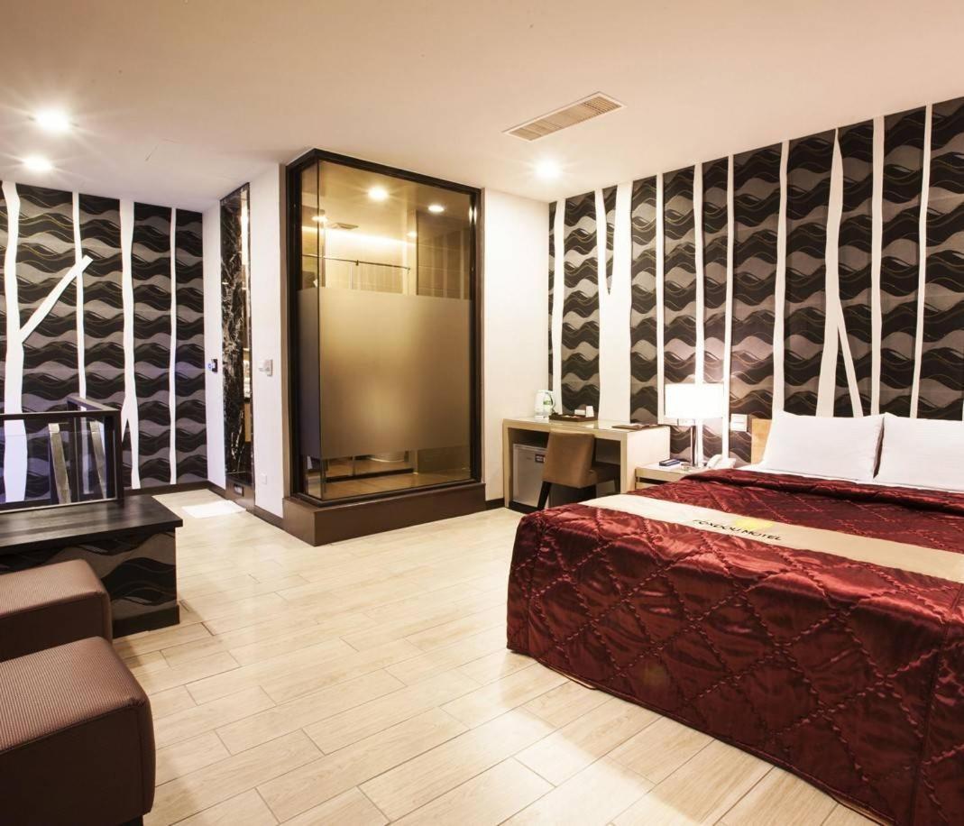 Foxdou Business Motel Tainan Exterior photo